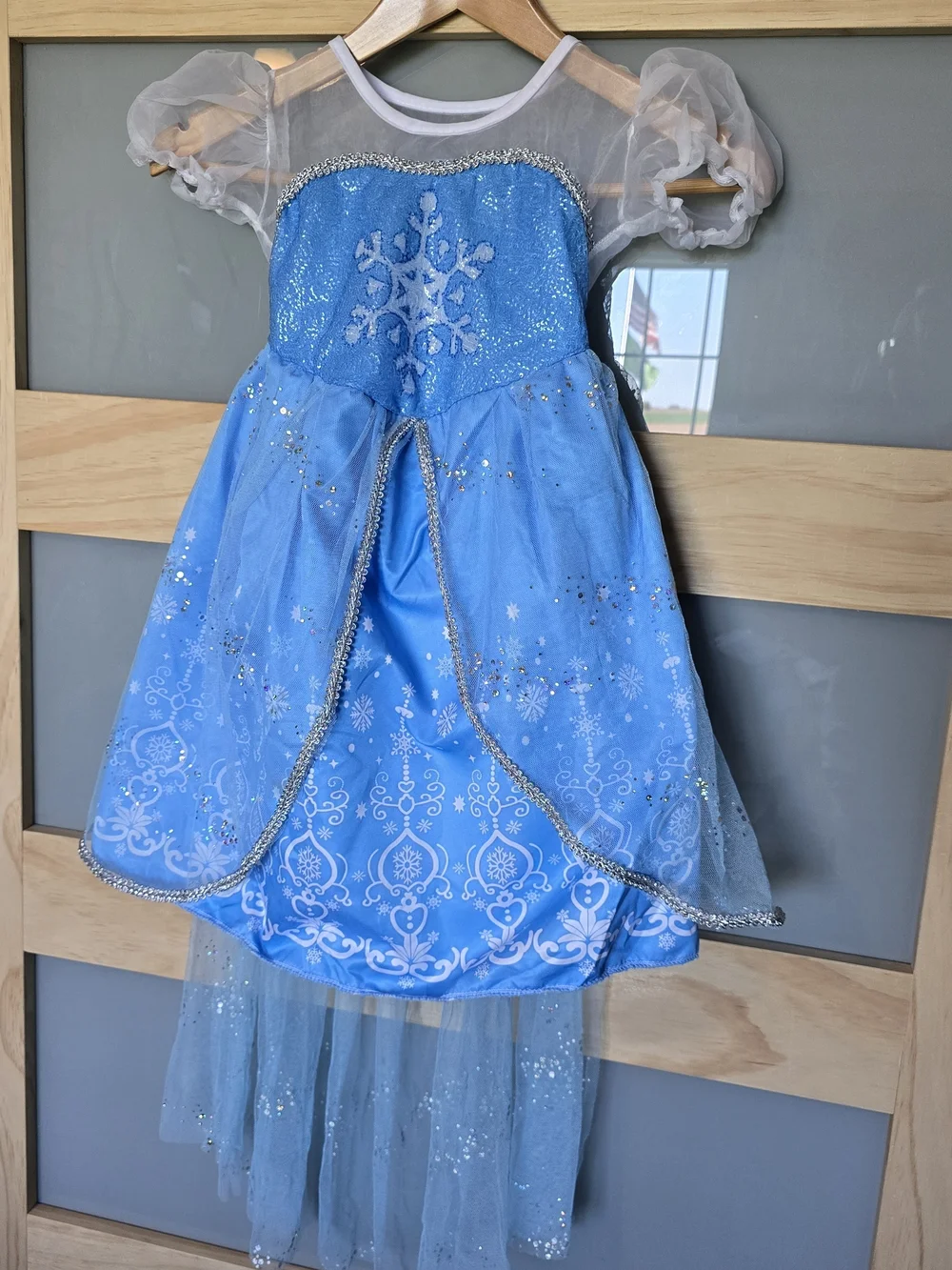 Frozen light blue